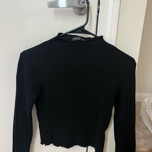 White Fox Boutique Black Ribbed Long Sleeve crop Top